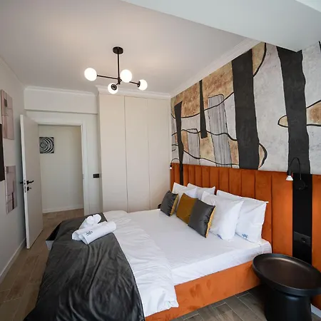 Sea Breeze Chill Out Infinity & Pool-parking