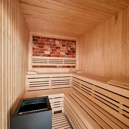 Sea Breeze Chill Out Infinity & Pool-parking