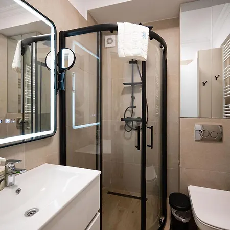 Sea Breeze Chill Out Infinity & Pool-parking Appartement