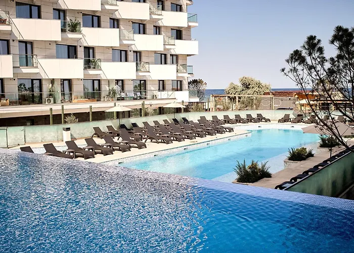 Apartment Sea Breeze Chill Out Infinity & Pool-parking *