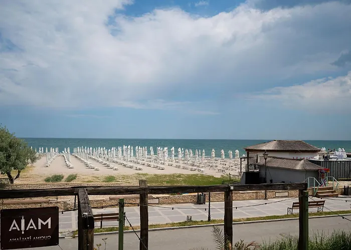 Apartment Sea Breeze Chill Out Infinity & Pool-parking